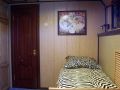 Каюты теплохода АДМИРАЛ оснащены: всеми удобствами, системой кондиционирования воздуха, системой отопления и горячего водоснабжения, видеосистемой, спутниковым телевидением «Триколор», телефоном внутренней связи.